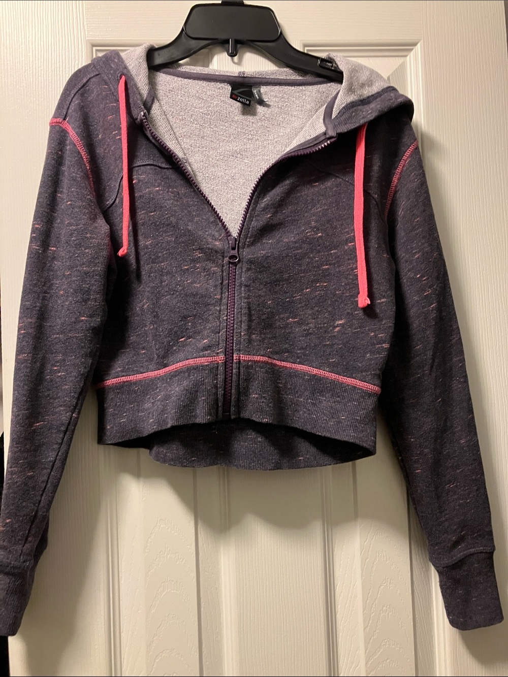Zella Dark Heather Cropped Zip Hoodie with Pink Accents